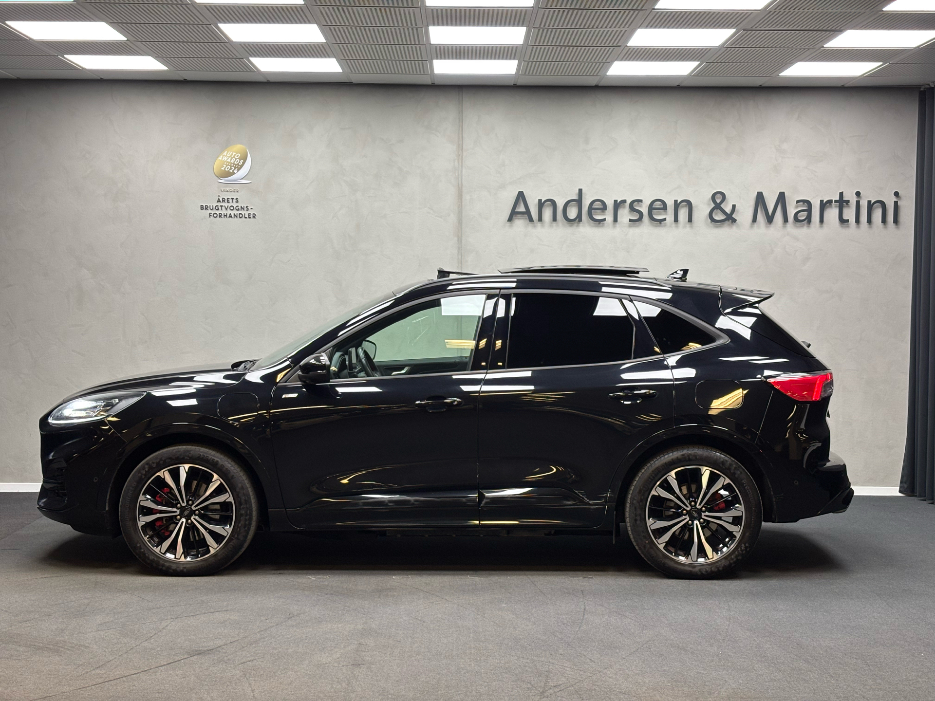 Ford Kuga 2,5 Plugin-hybrid ST-Line X CVT 225HK 5d Trinl. Gear