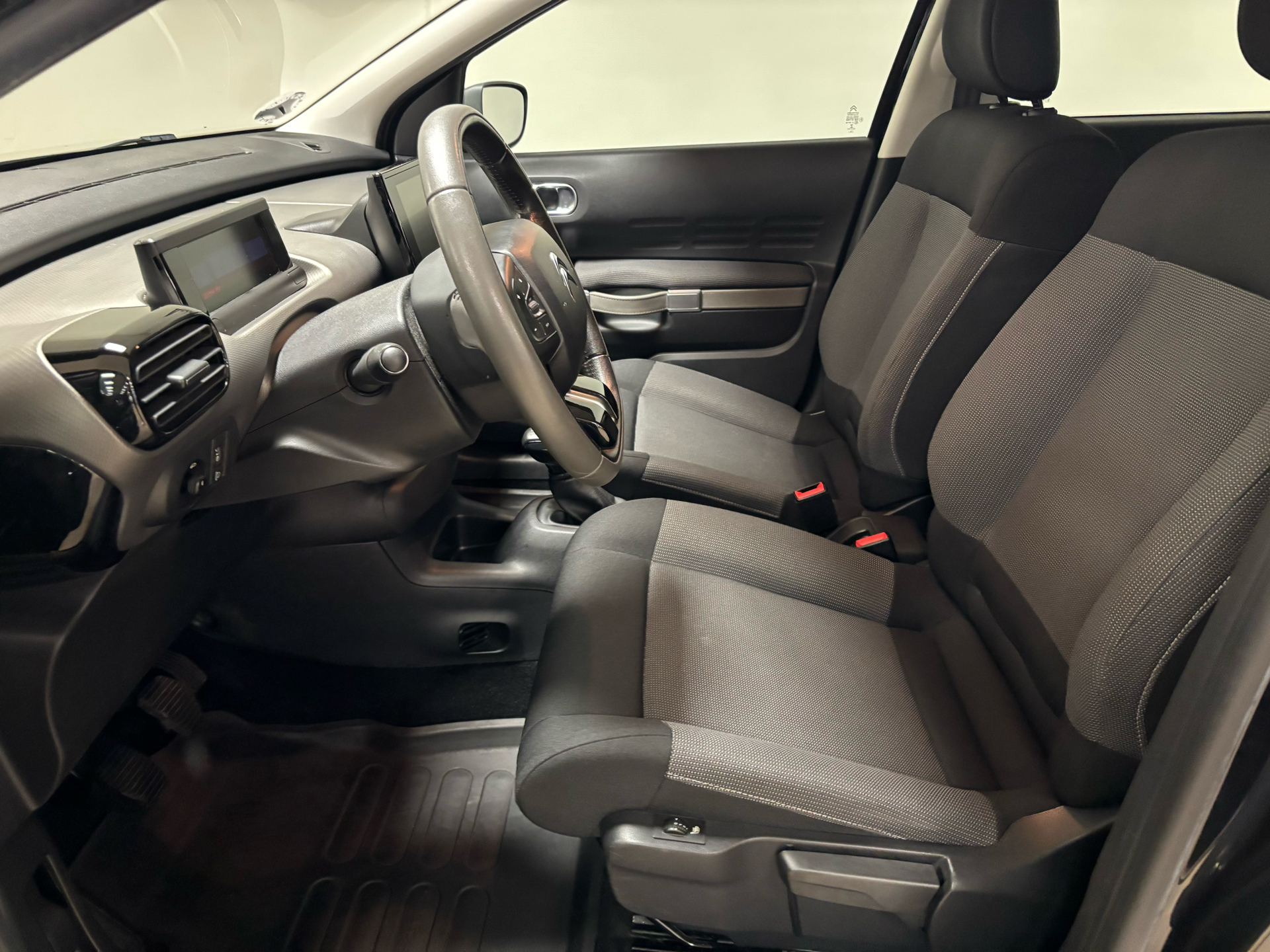 Citroën C4 Cactus 1,2 PureTech Feel start/stop 110HK 5d