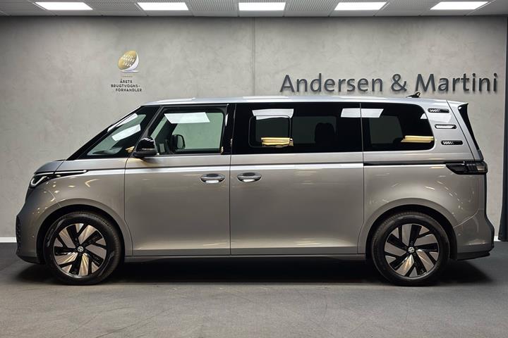 Grå VW ID.Buzz fra 2025