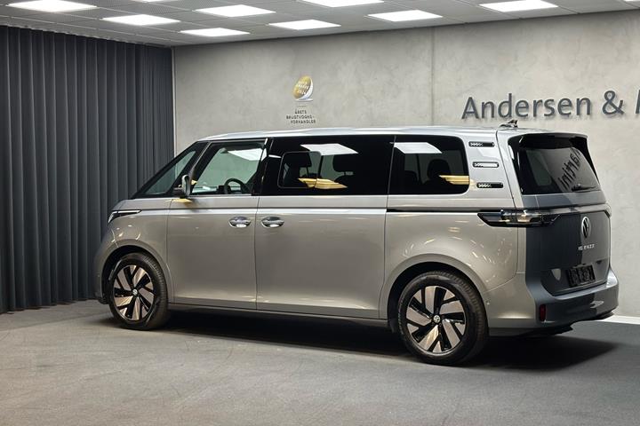 Grå VW ID.Buzz fra 2025