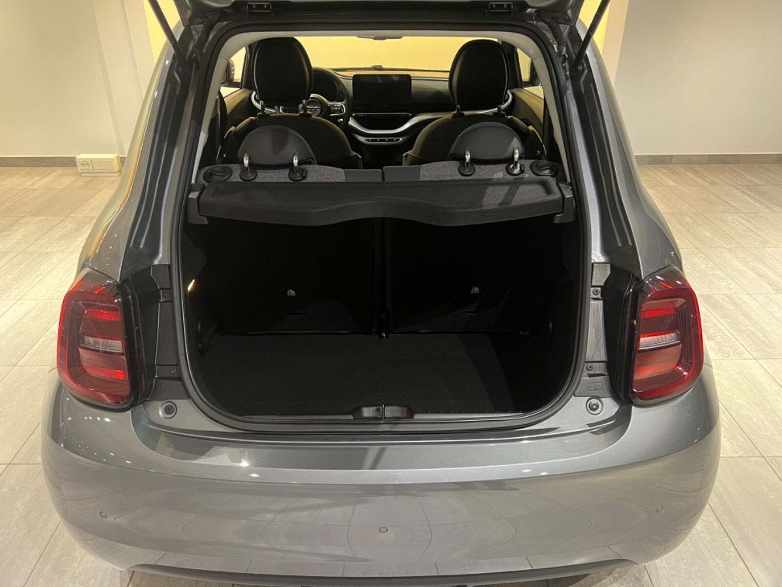 Fiat 500e 42 Icon Sky