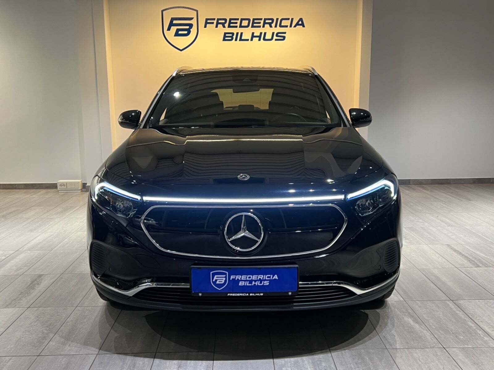 Sort Mercedes EQA250 fra 2024