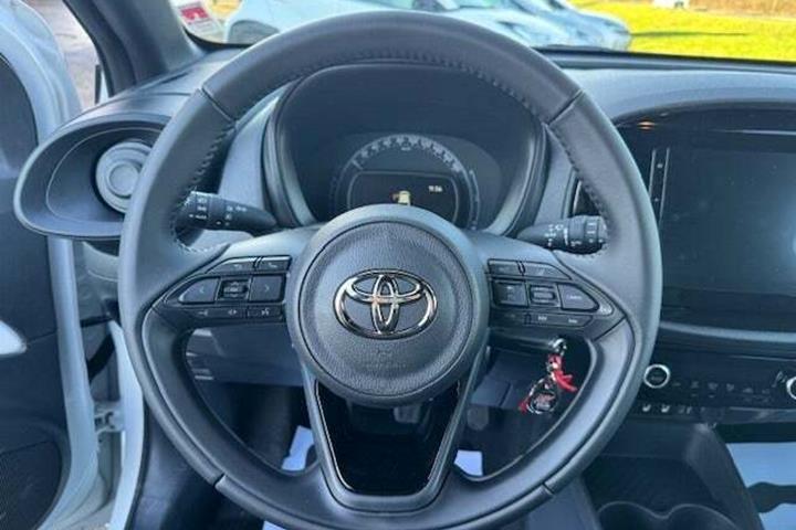 undefined Toyota Aygo X fra 2024