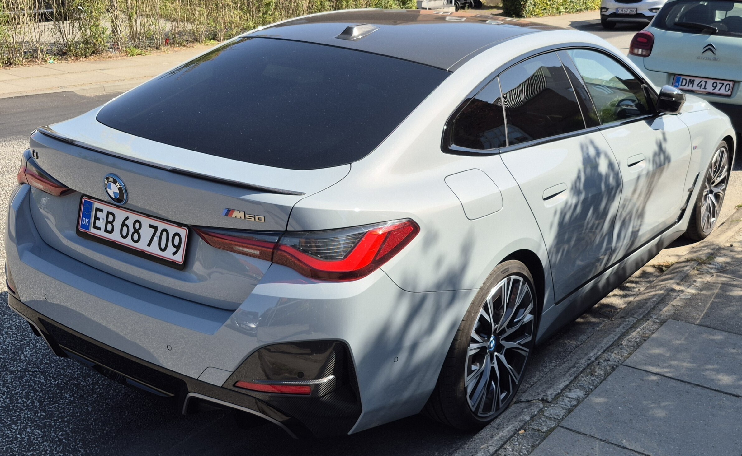 Grå BMW i4 fra 2022