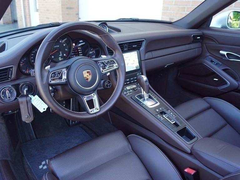 Porsche 911 Targa 4 GTS 3,0 PDK