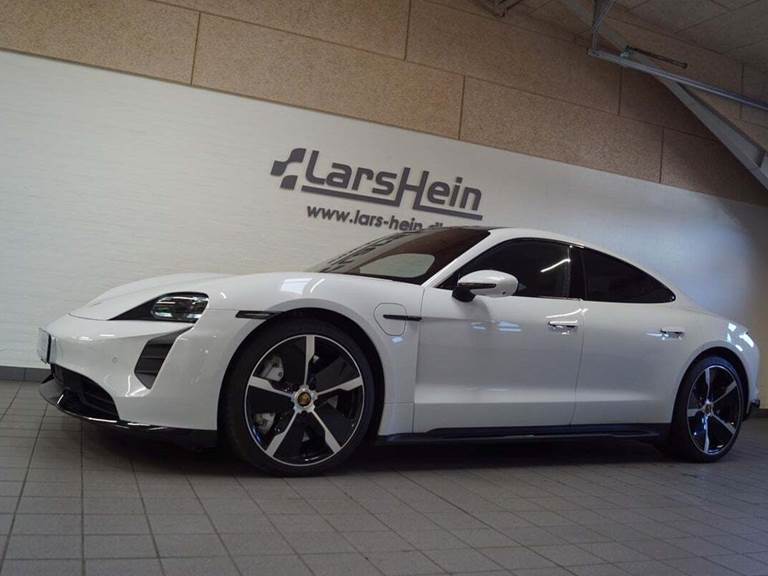Porsche Taycan Turbo Performance+