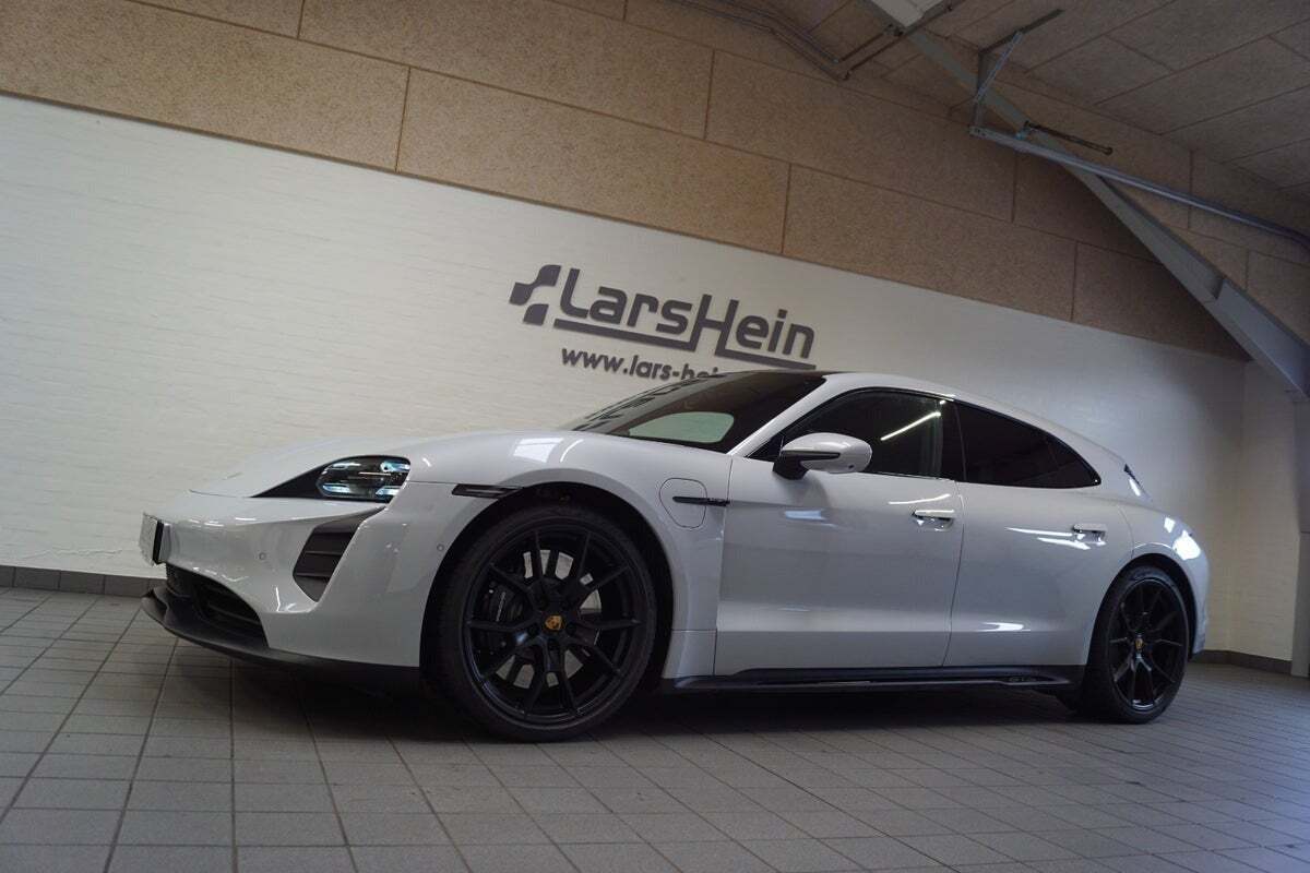 Porsche Taycan GTS Performance+ Sport Turismo