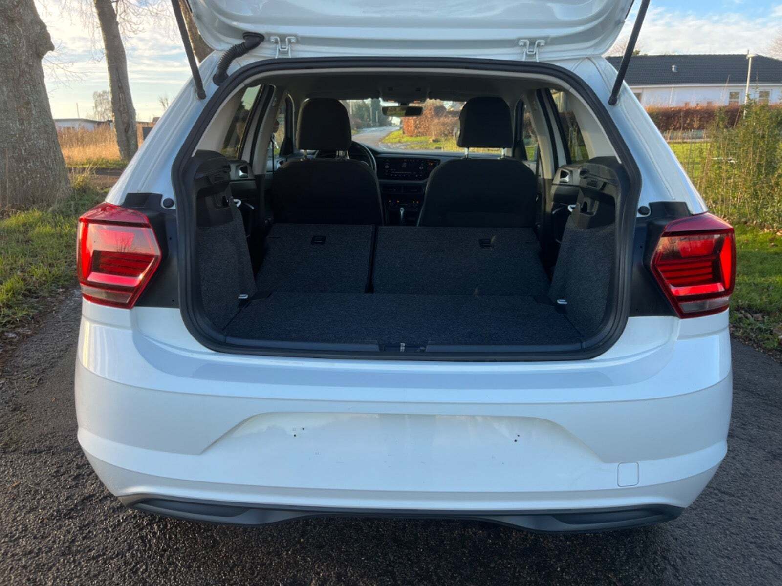 Hvid VW Polo fra 2018