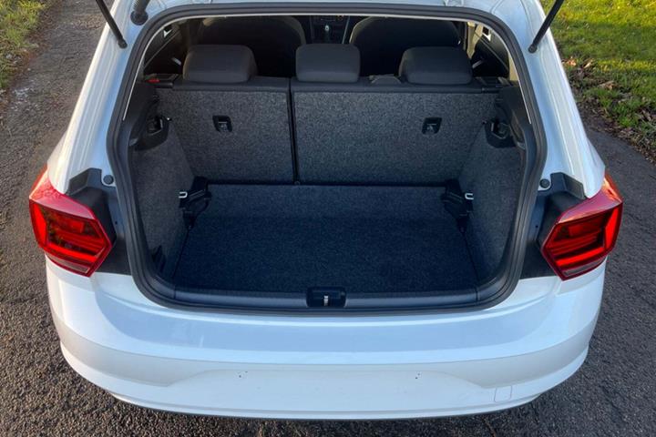 Hvid VW Polo fra 2018
