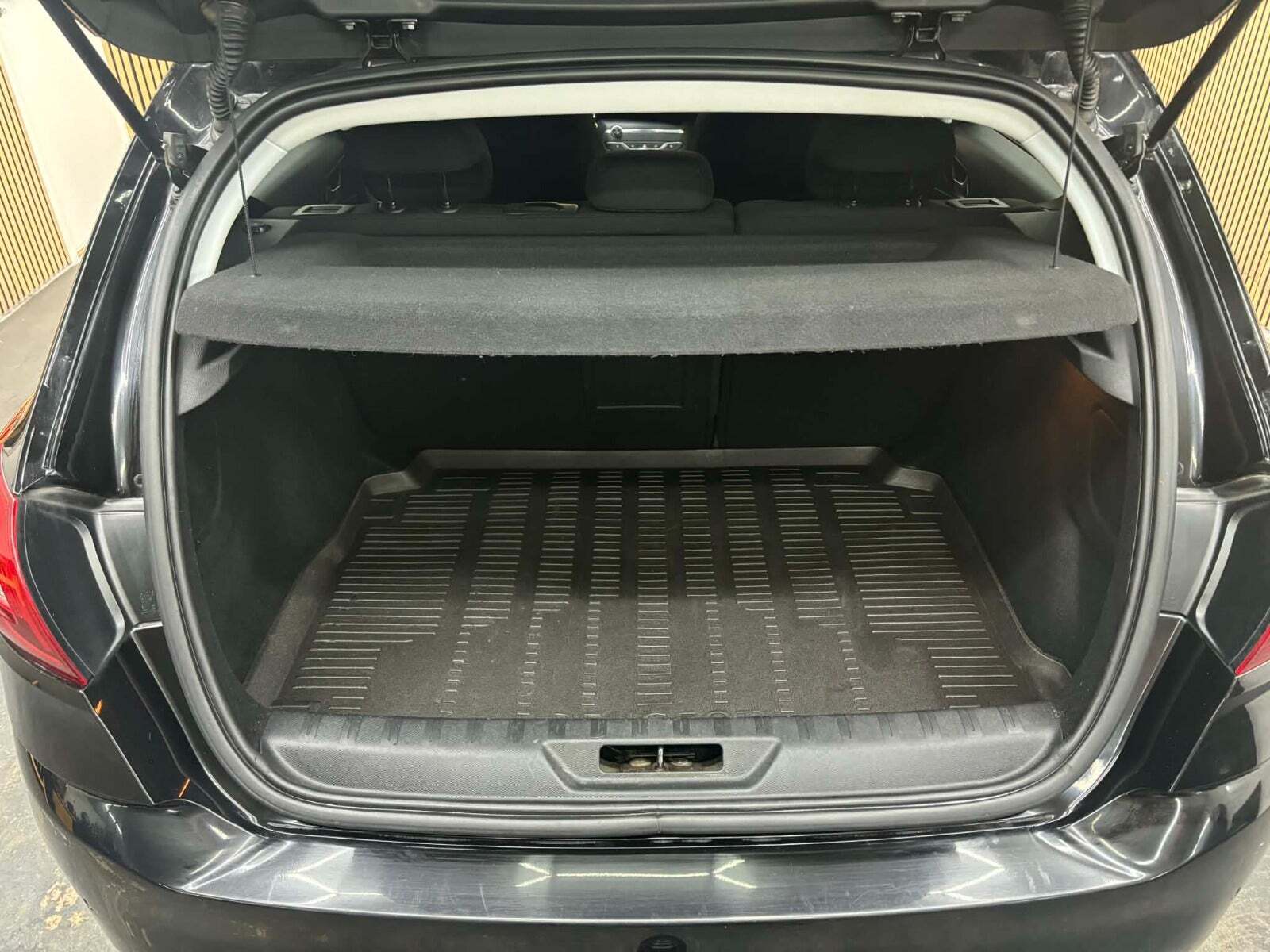 Peugeot 308 1,6 BlueHDi 120 Active