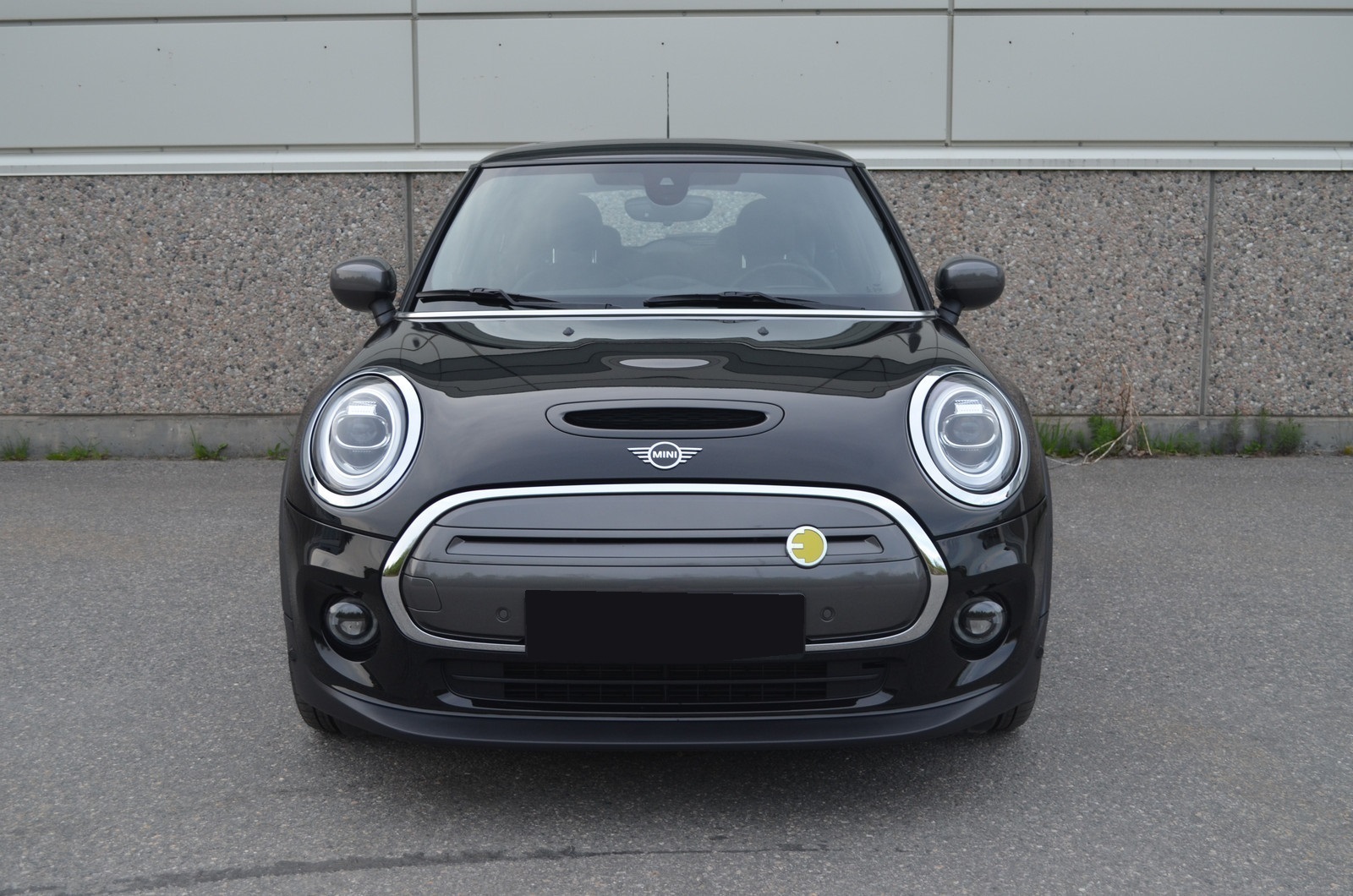 Sort Mini Cooper SE fra 2020