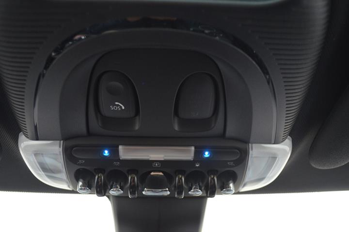 Sort Mini Cooper SE fra 2020