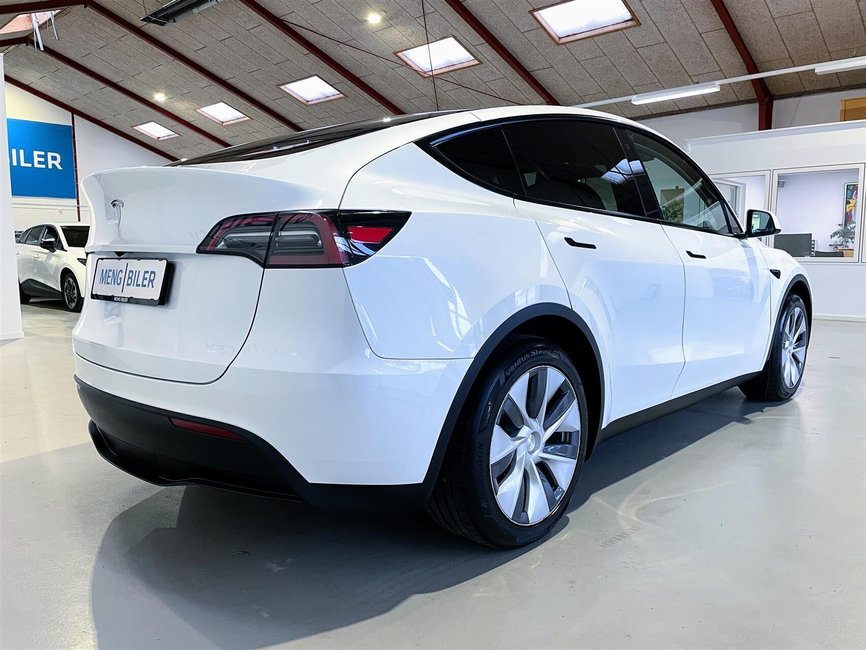Tesla Model Y EL RWD 299HK 5d Aut.