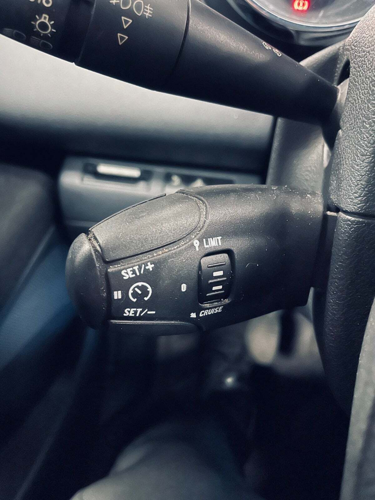 Hvid Peugeot 3008 fra 2011