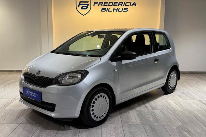 Sølv Skoda Citigo fra 2015 set udefra