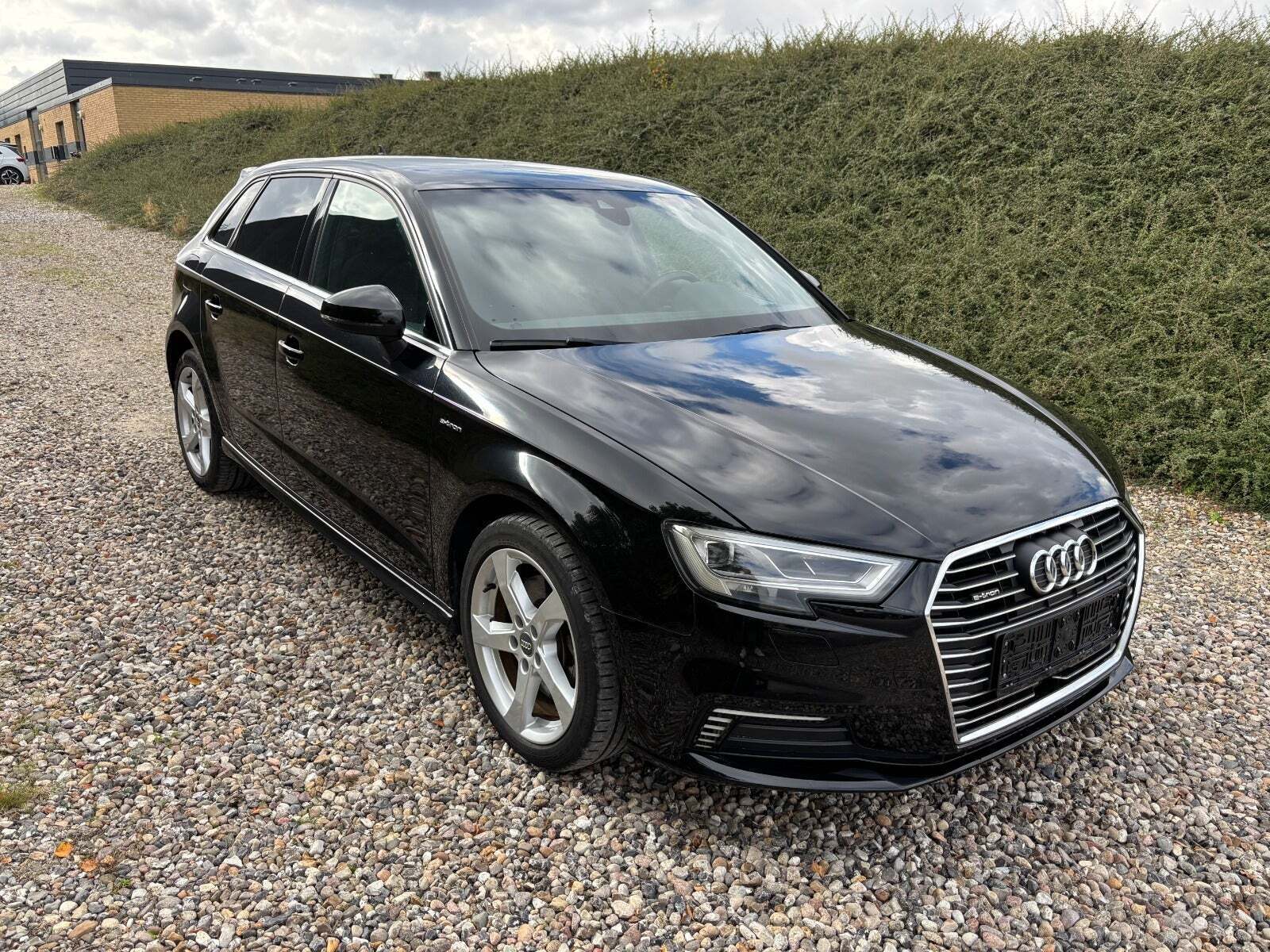 Audi A3 1,4 e-tron Sport Sportback S-tr.