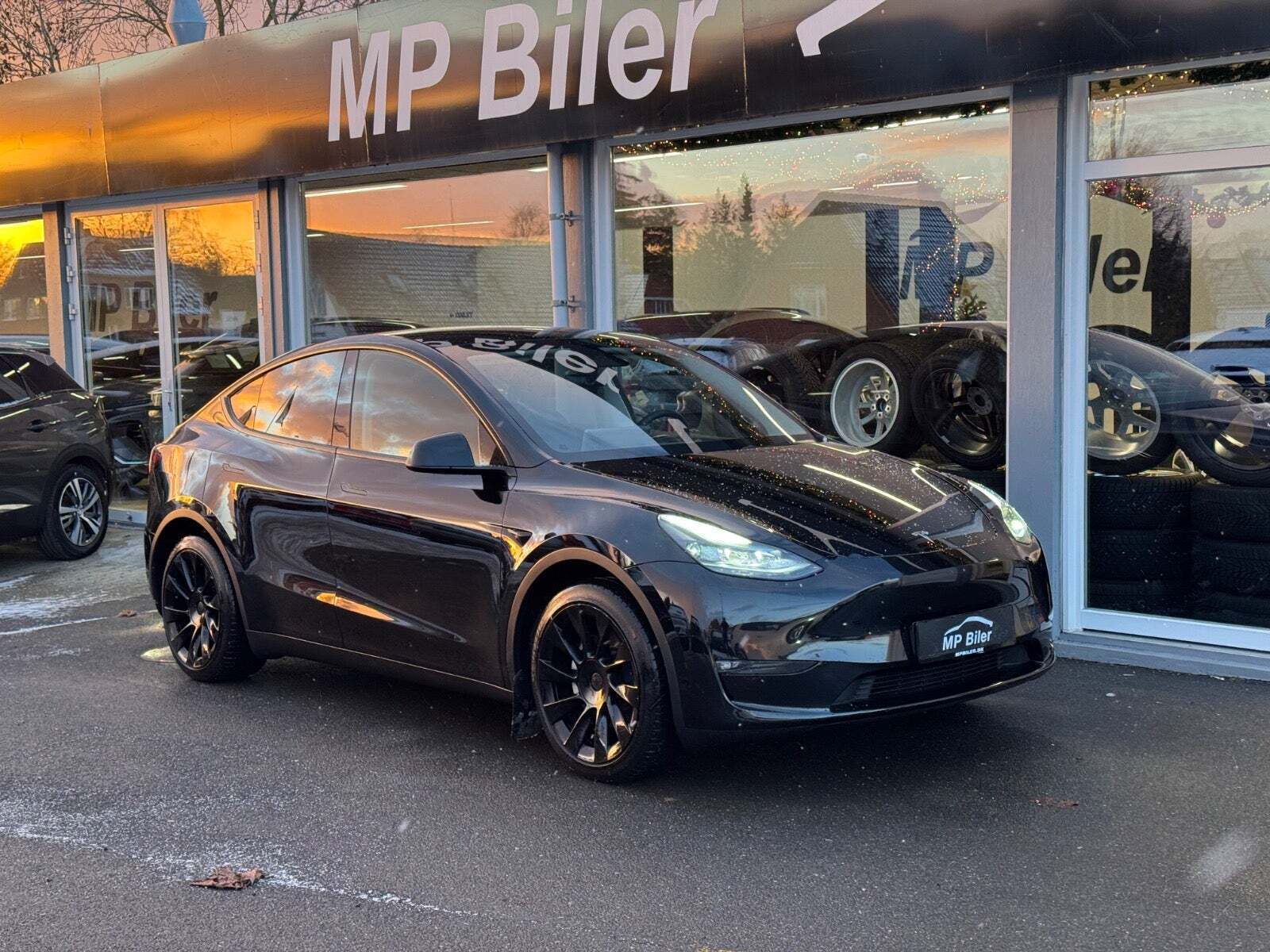 Tesla Model Y Long Range AWD