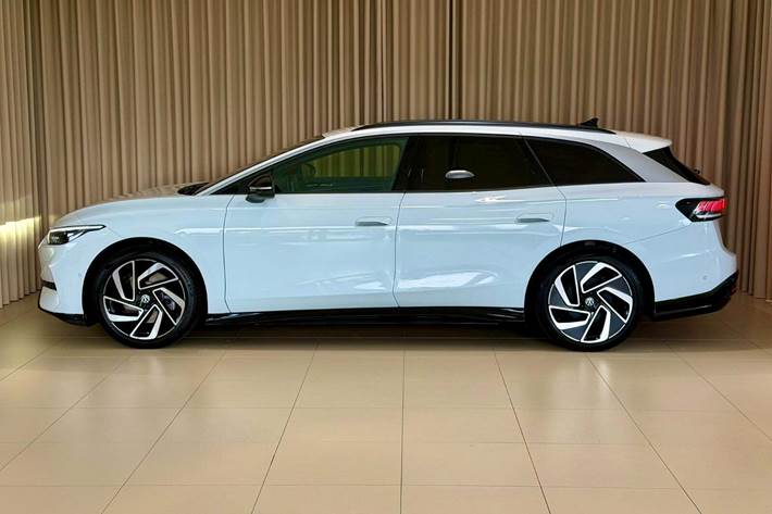 Hvid VW ID.7 fra 2024