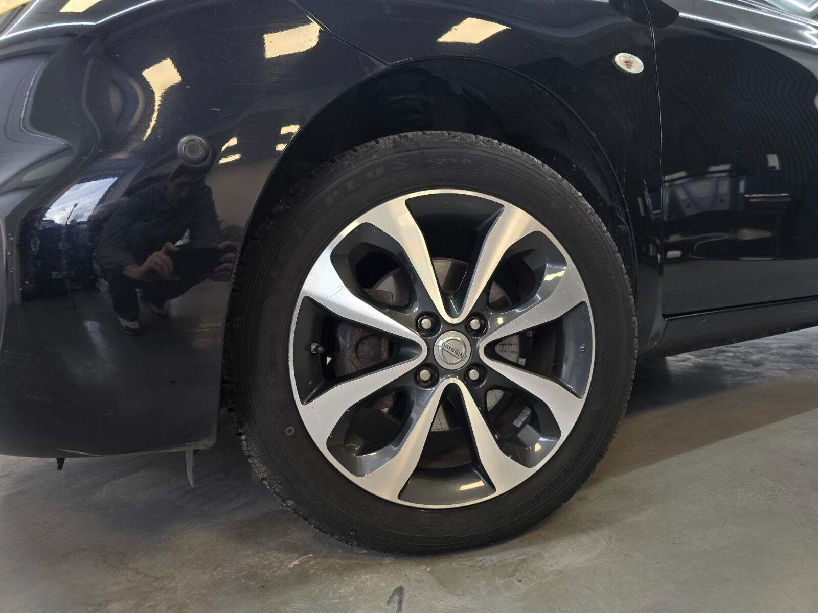 Sort Nissan Micra fra 2013