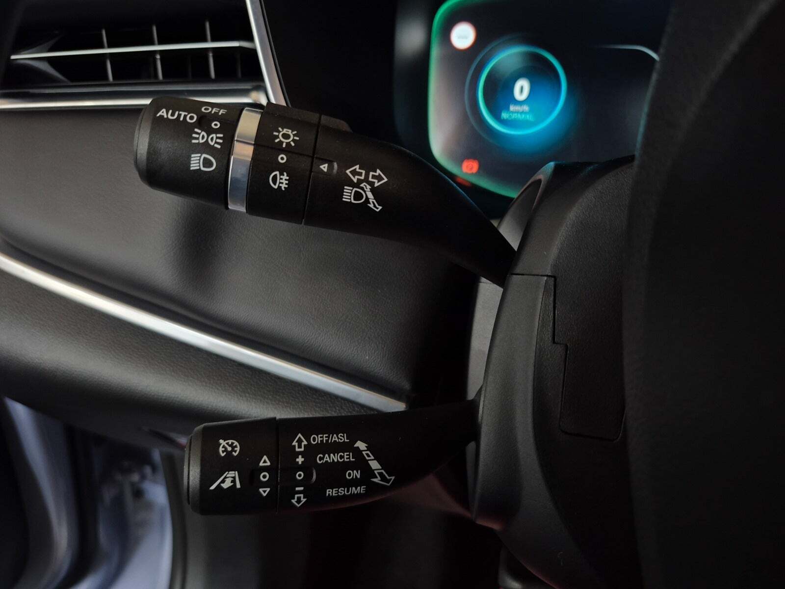 Blå MG Marvel R fra 2023