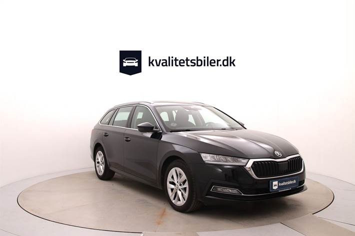 Sort Skoda Octavia fra 2022
