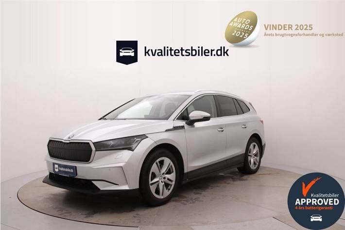Sølv Skoda Enyaq iV fra 2022 set udefra