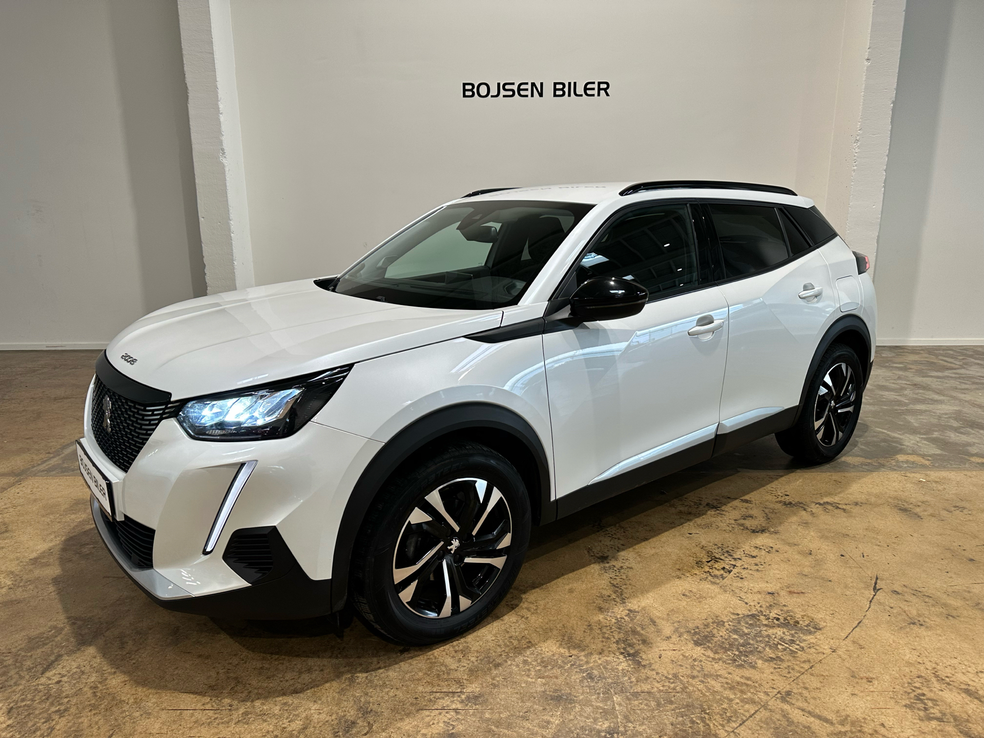 Peugeot 2008 1,2 PureTech Selection Sport EAT8 130HK 5d 8g Aut.