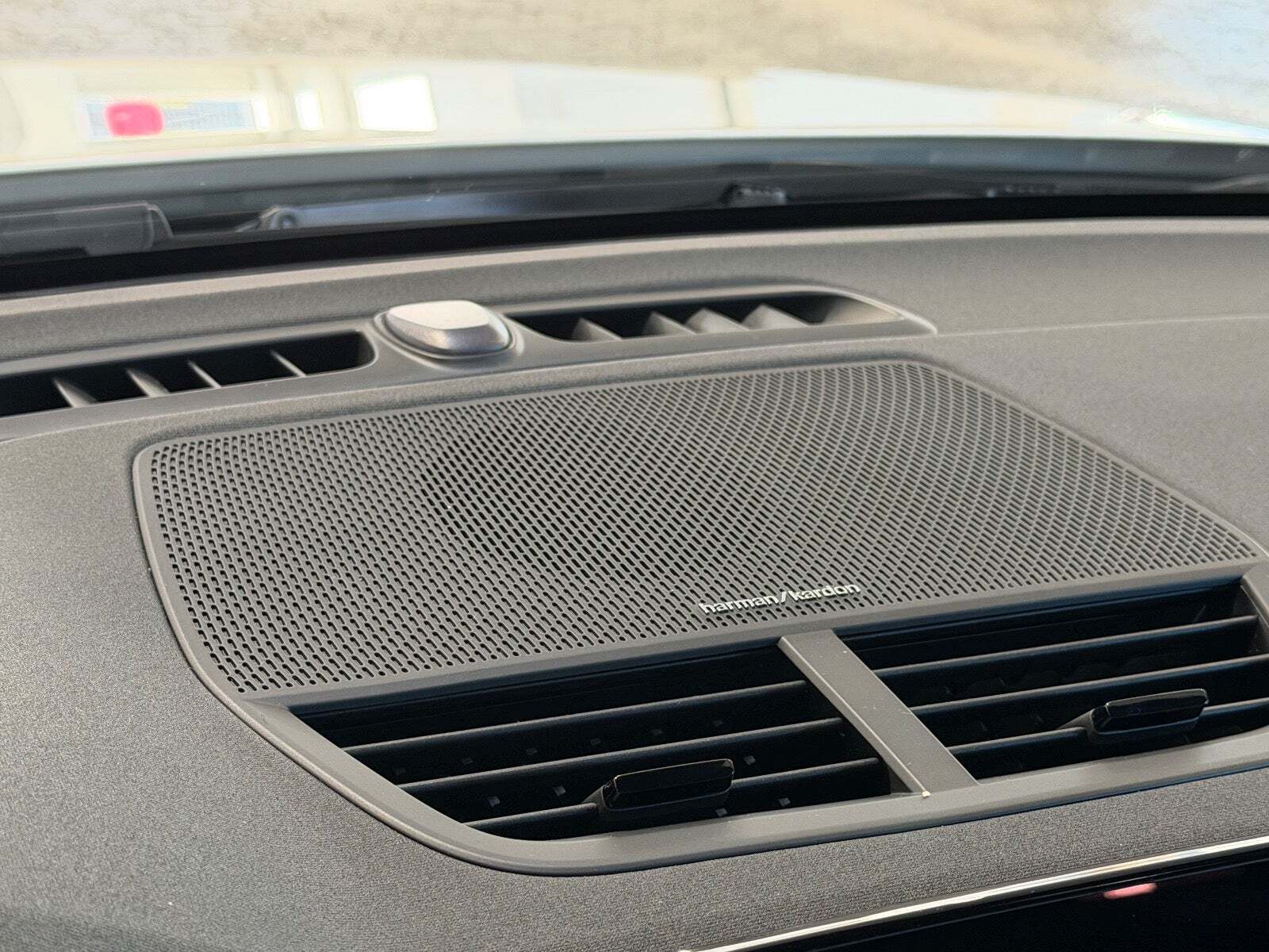 Hvid Polestar 2 fra 2023