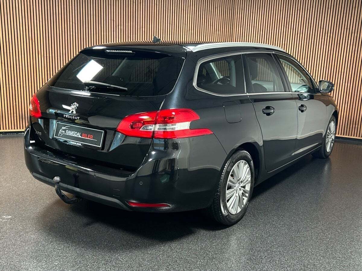 Peugeot 308 1,5 BlueHDi 130 Allure Sky Van