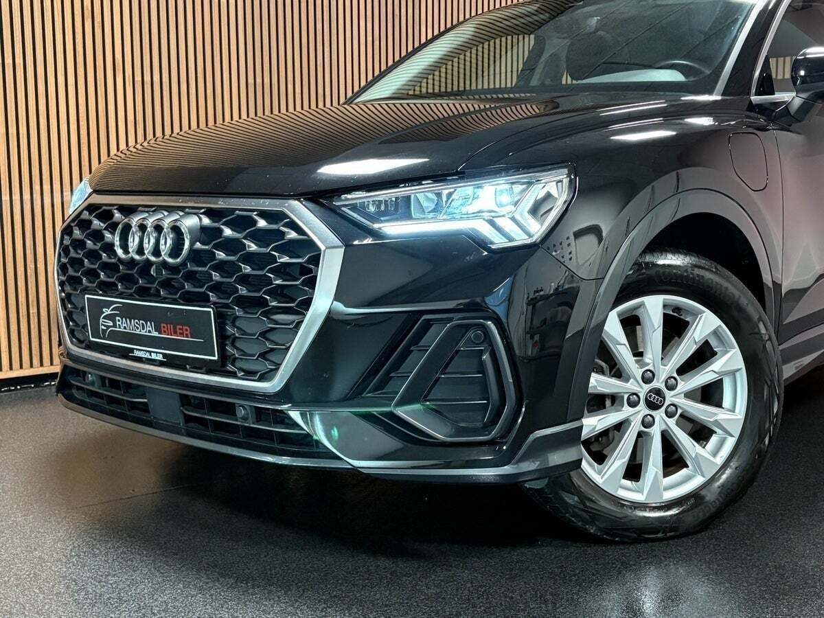 Audi Q3 45 TFSi e Attitude plus Sportback S-tr.