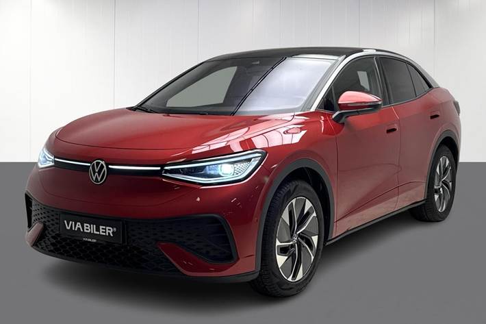 Rød VW ID.5 fra 2025 set udefra