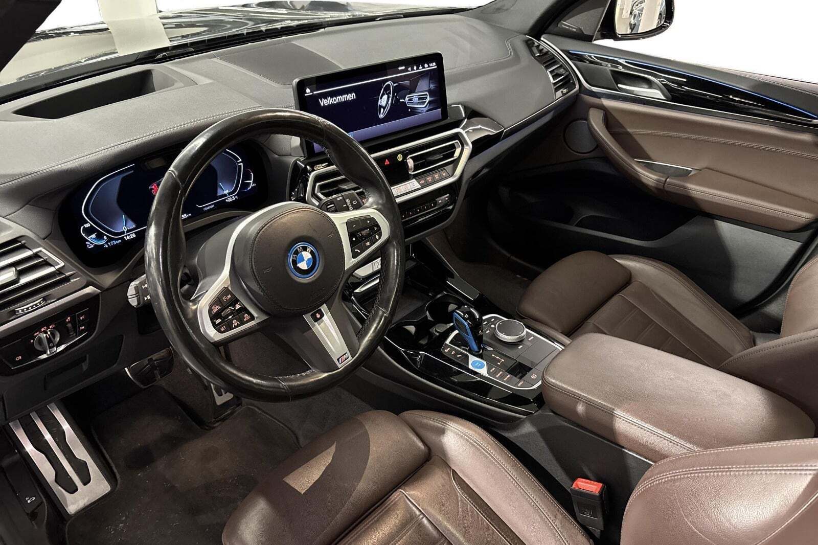 BMW iX3 Charged Plus M-Sport
