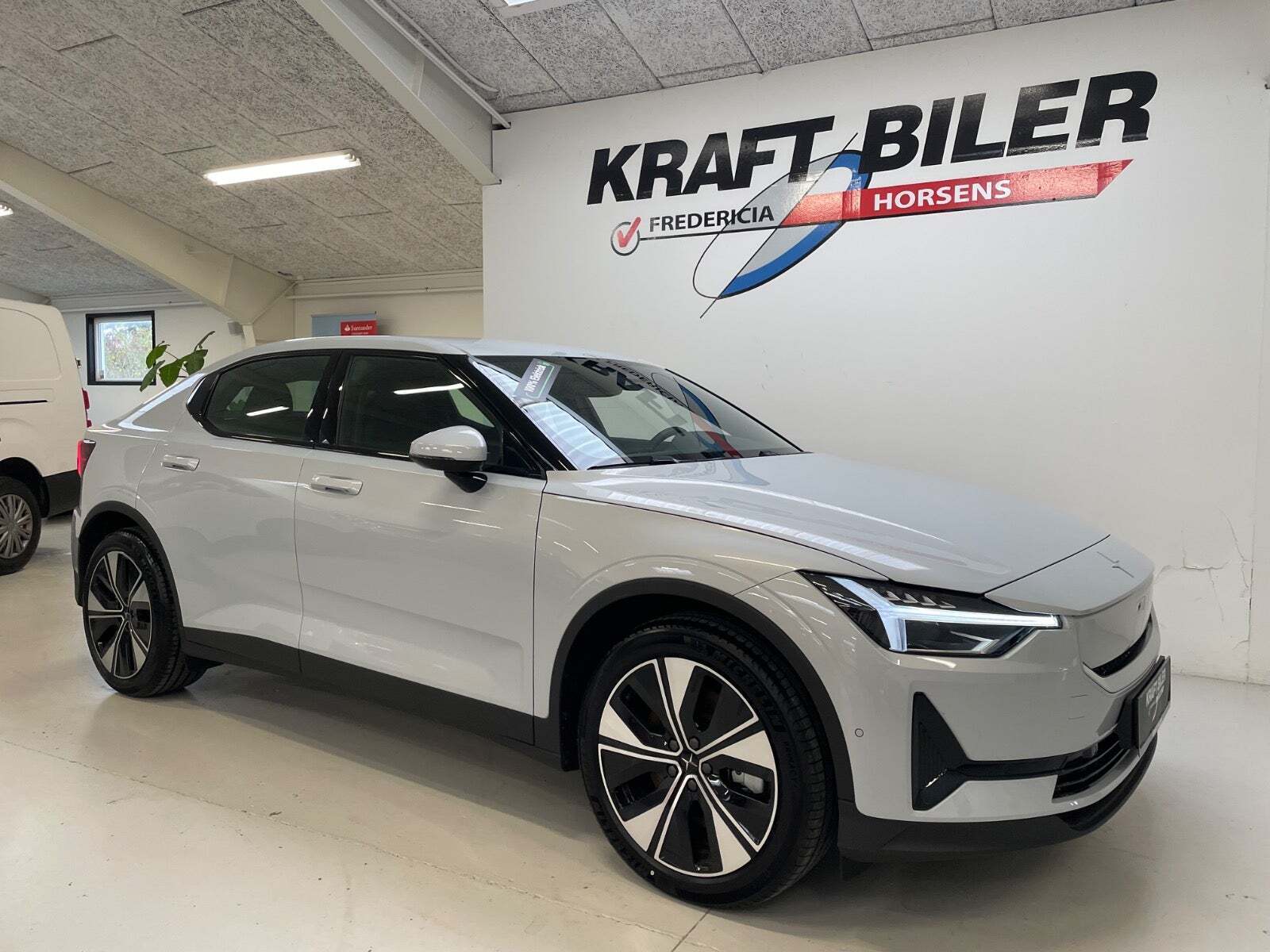 Polestar 2 Long Range