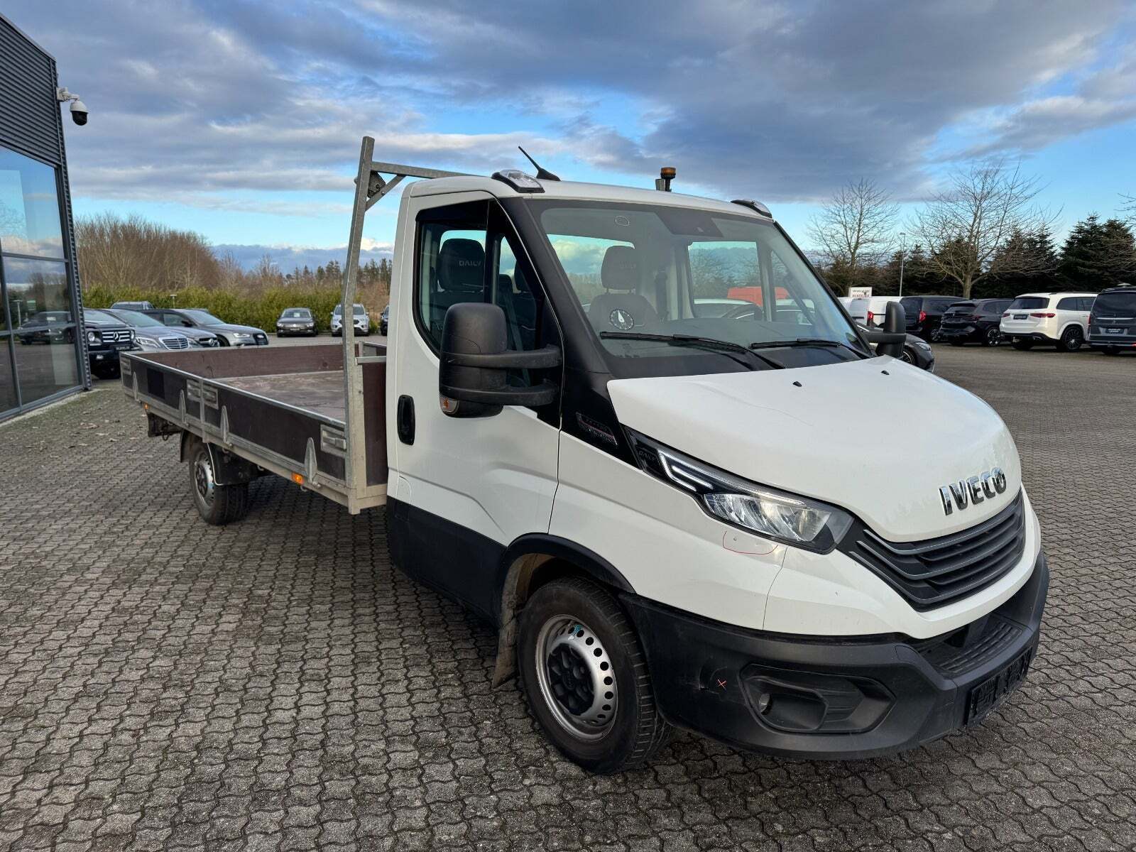 Iveco Daily 3,0 35S18 4100mm Lad AG8