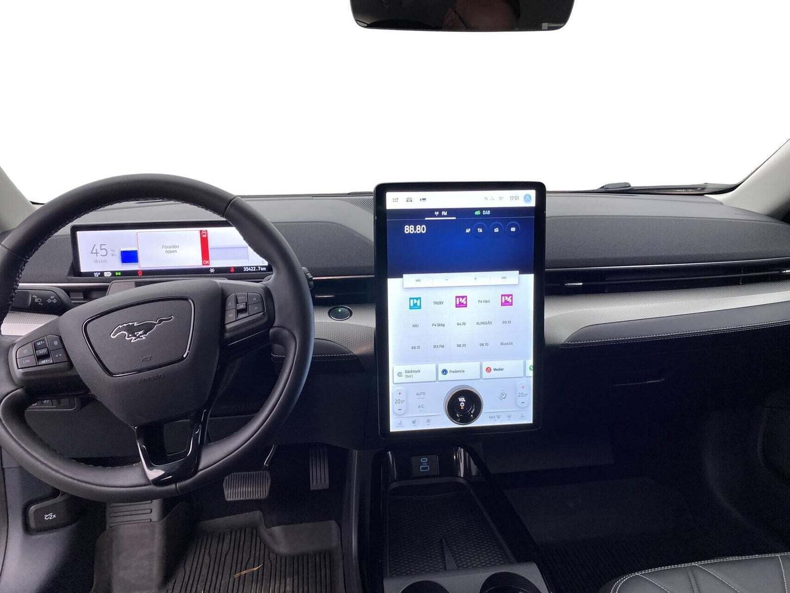 Ford Mustang Mach-E 75 Standard Range AWD