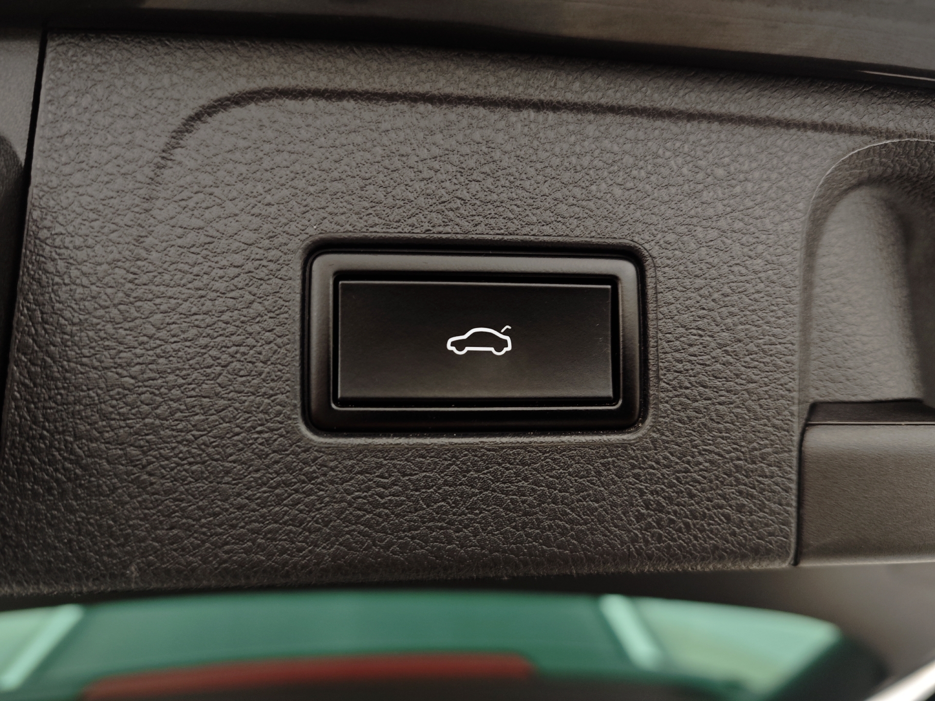 Grå VW Passat fra 2018