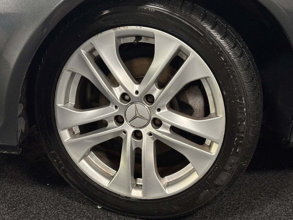 Mercedes C200 2,2 CDi Avantgarde stc. aut. BE