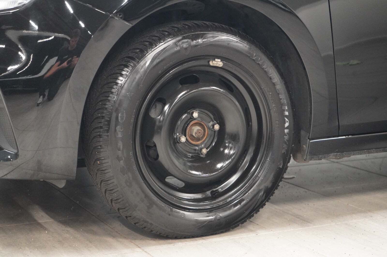 Sort Opel Corsa fra 2023