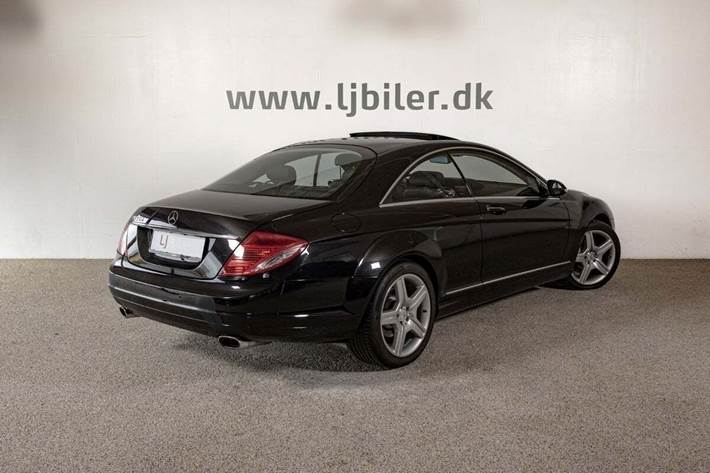 Sort Mercedes CL500 fra 2008