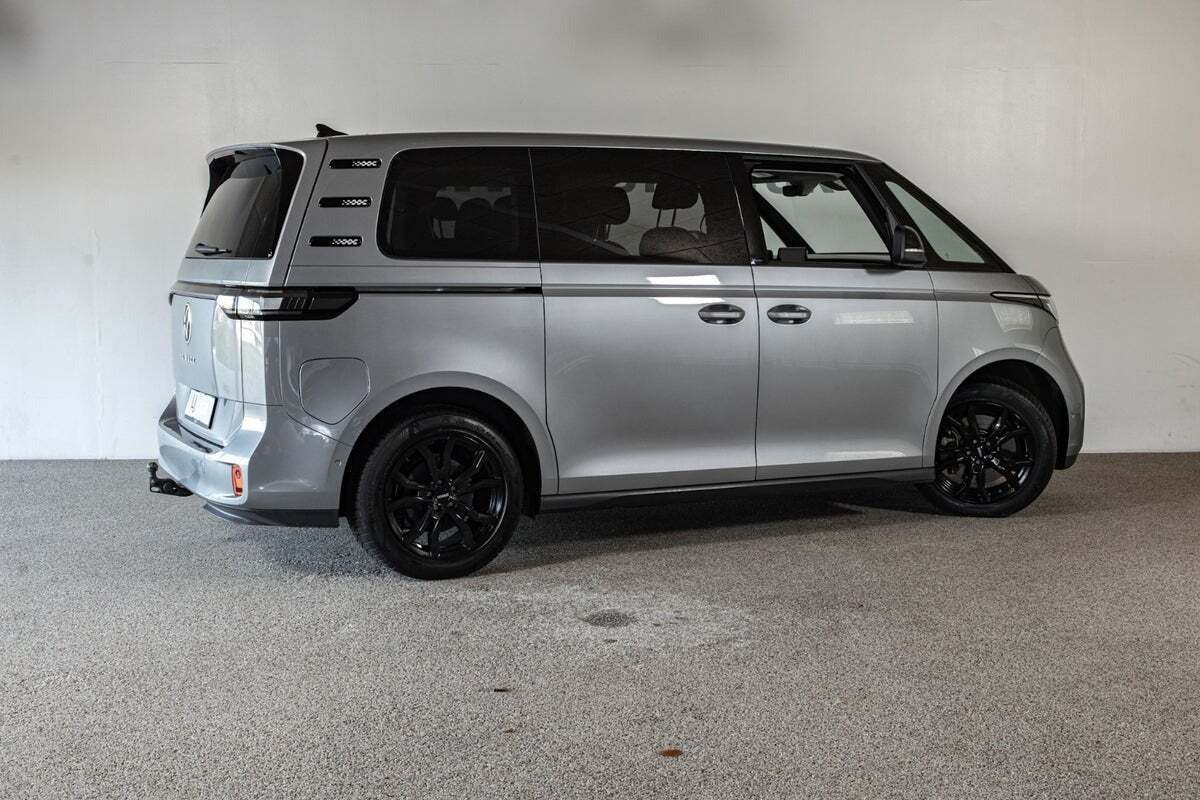 VW ID.Buzz 77 Pro SWB