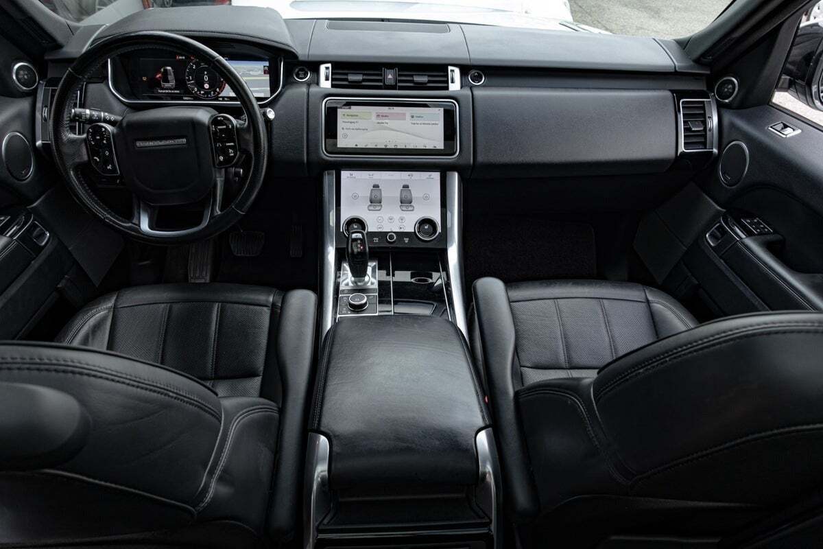 Hvid Land Rover Range Rover sport fra 2019