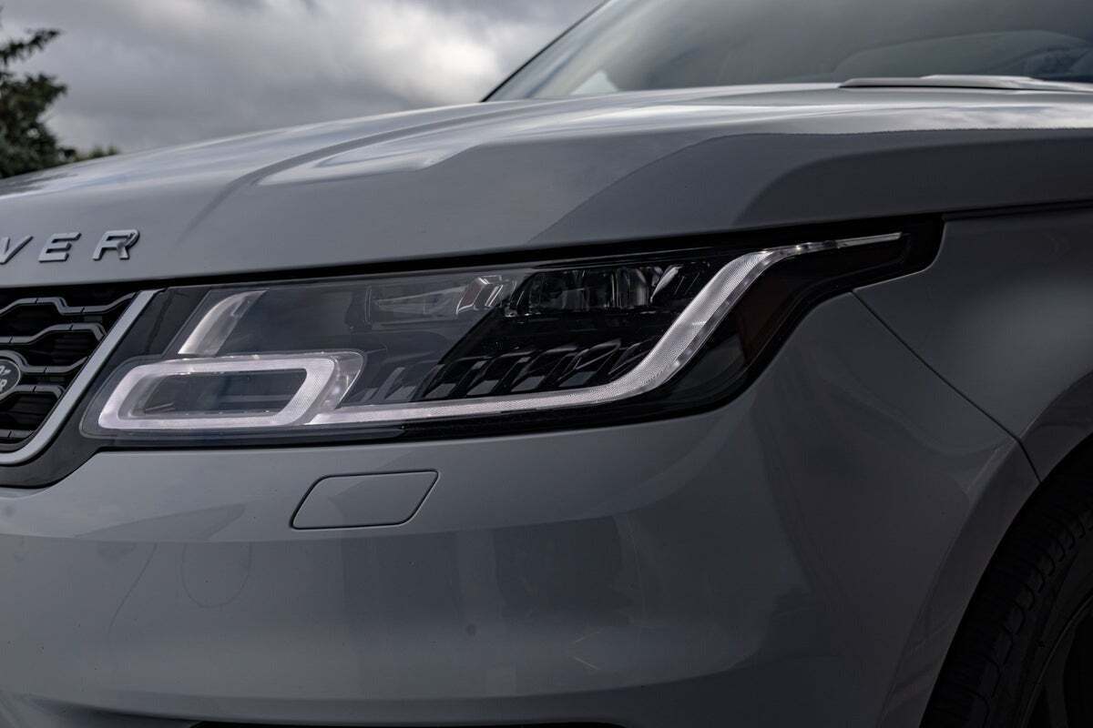 Hvid Land Rover Range Rover sport fra 2019