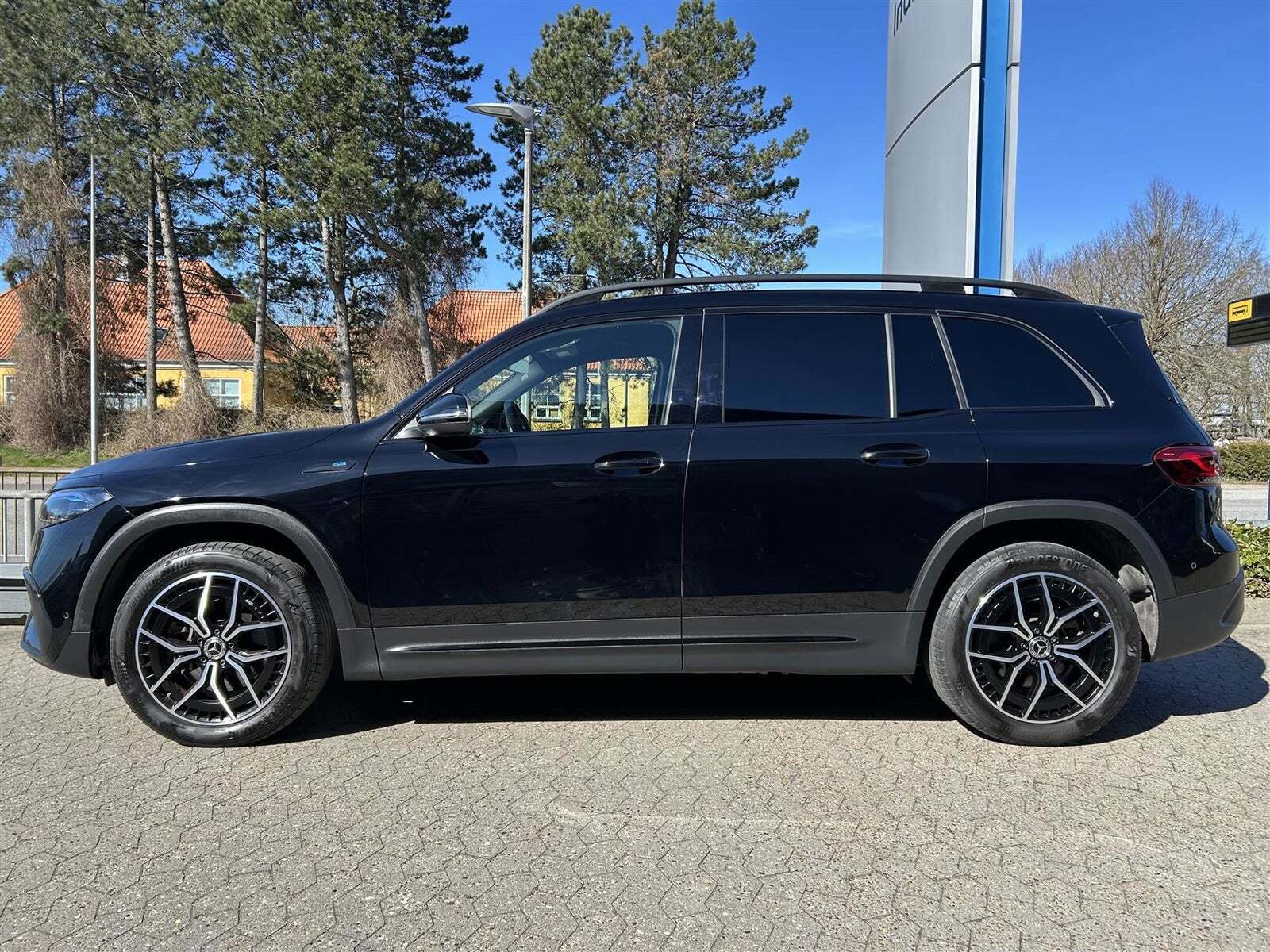 Mercedes EQB300 AMG Line 4Matic