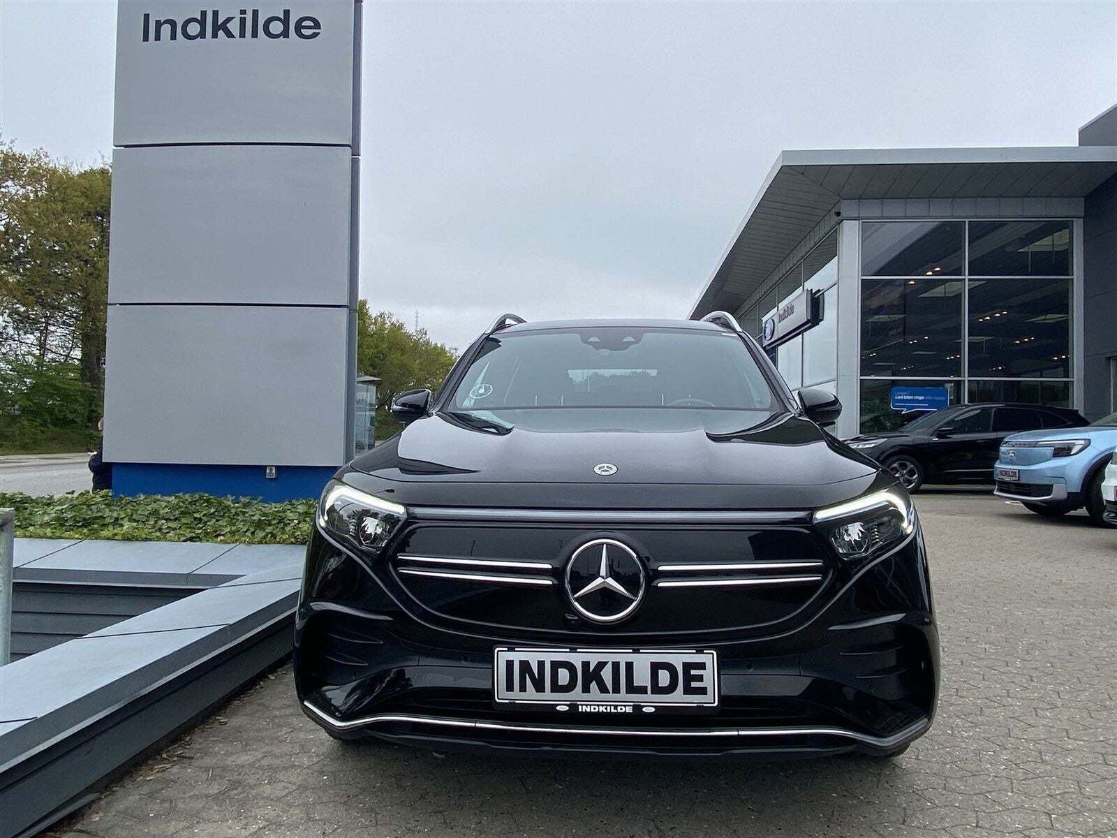 Mercedes EQB300 AMG Line 4Matic