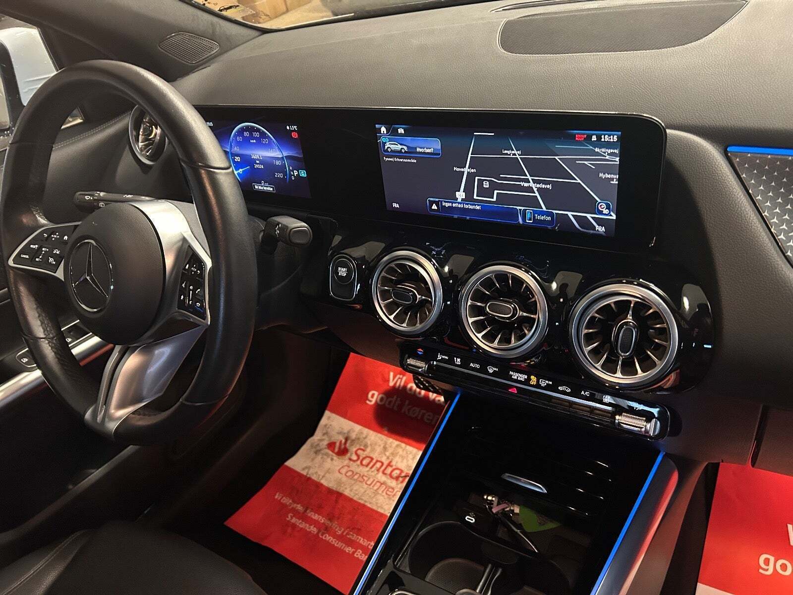 Hvid Mercedes EQA250+ fra 2024