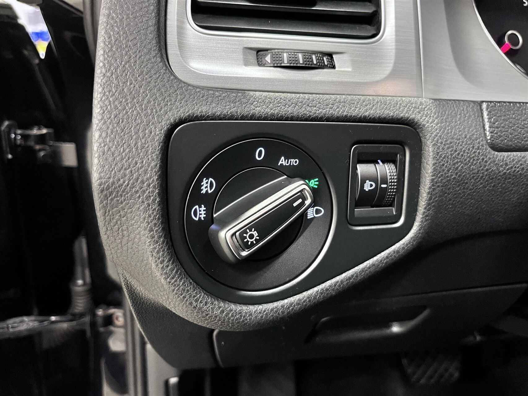 Sort VW Golf fra 2016