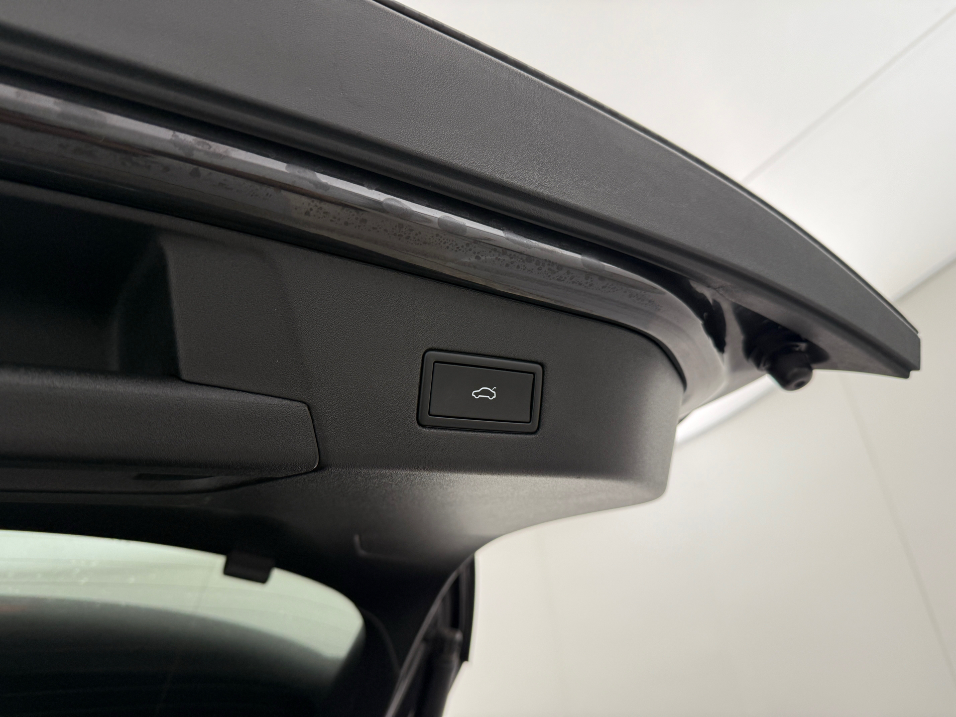 Grå VW ID.4 fra 2022