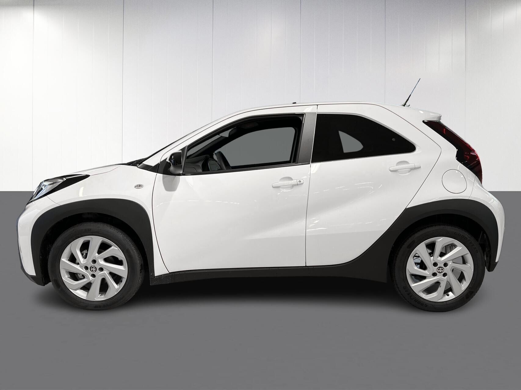 Toyota Aygo X 1,0 VVT-I Active 72HK 5d