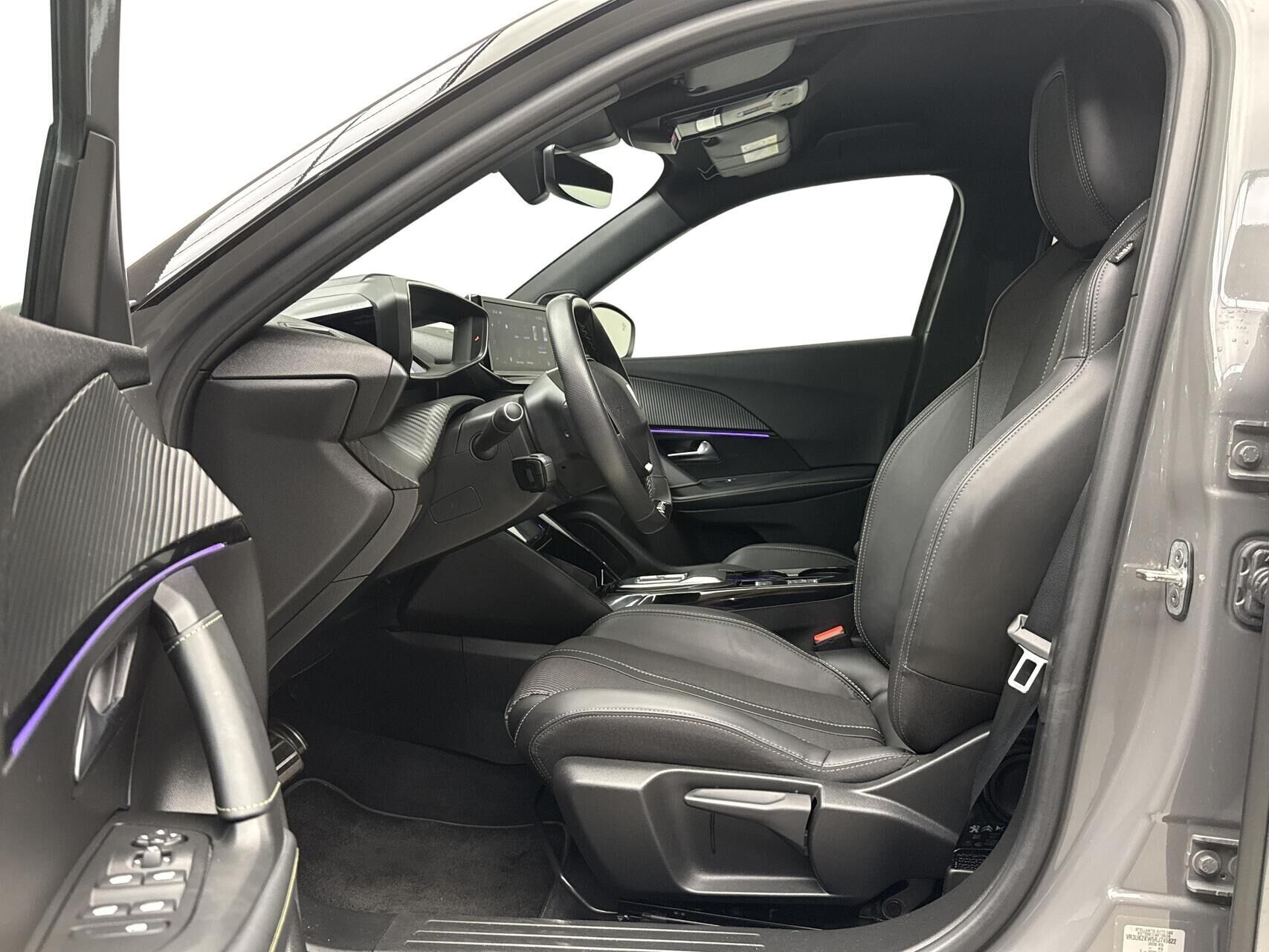 Peugeot e-2008 EL GT 156HK 5d Aut.