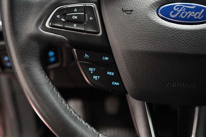 Brun Ford Focus fra 2016